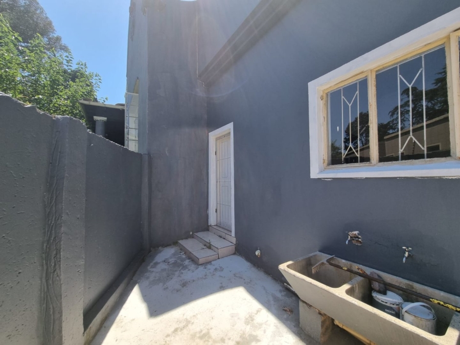 To Let 4 Bedroom Property for Rent in Saxonwold Gauteng