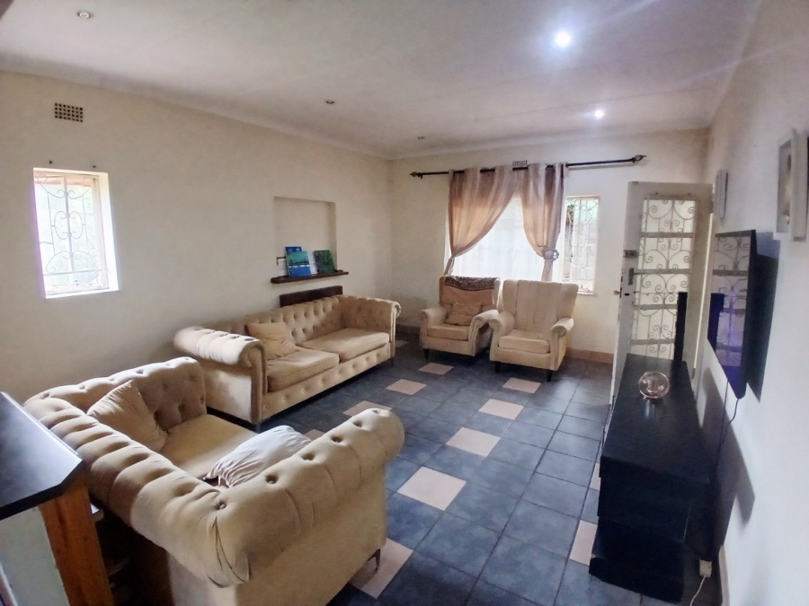 3 Bedroom Property for Sale in Wychwood Gauteng