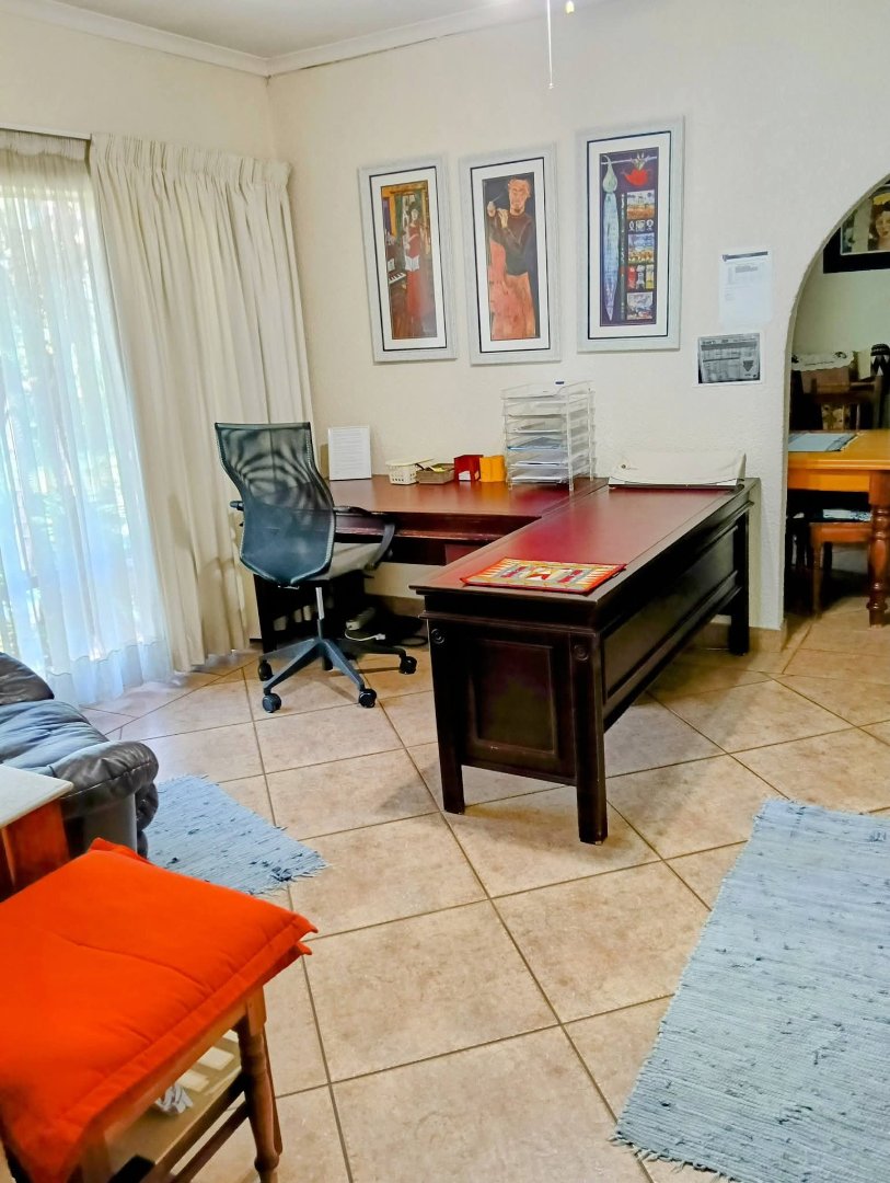  Bedroom Property for Sale in Eldoraigne Gauteng