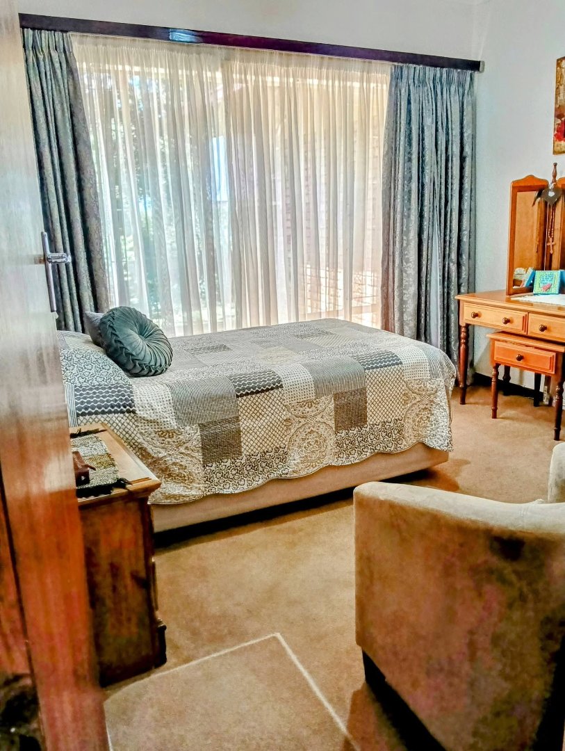  Bedroom Property for Sale in Eldoraigne Gauteng