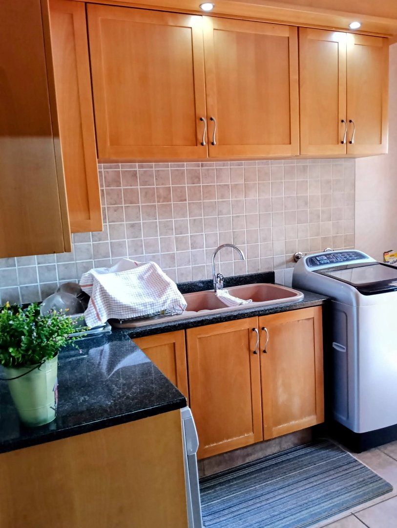  Bedroom Property for Sale in Eldoraigne Gauteng