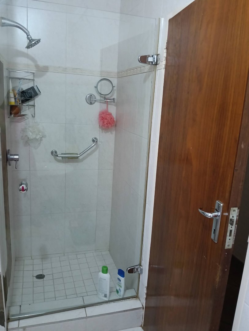  Bedroom Property for Sale in Eldoraigne Gauteng