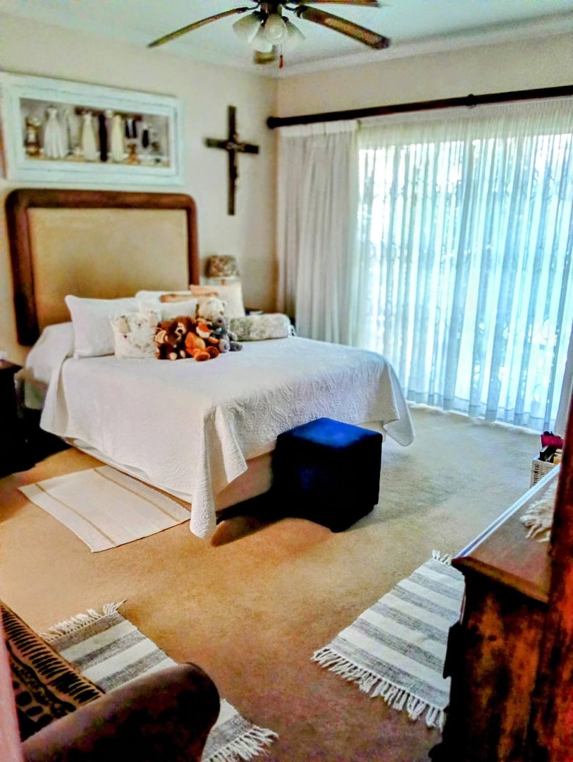  Bedroom Property for Sale in Eldoraigne Gauteng