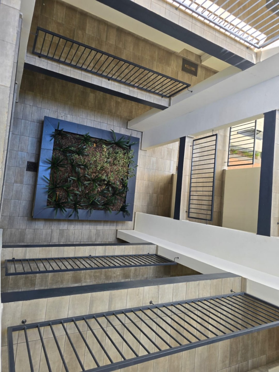 1 Bedroom Property for Sale in Lilianton Gauteng