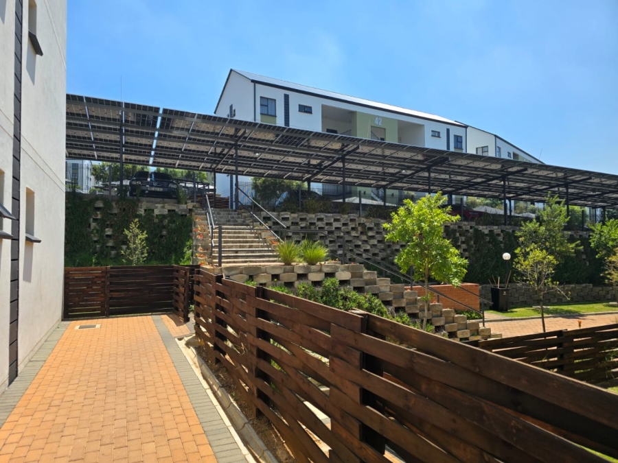 1 Bedroom Property for Sale in Lilianton Gauteng