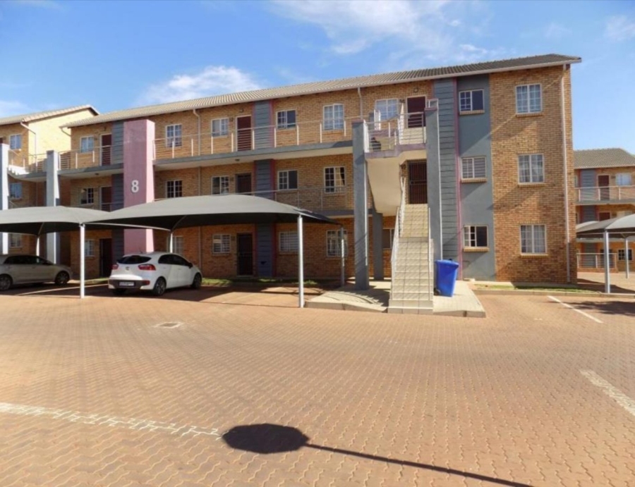 2 Bedroom Property for Sale in Stone Ridge Gauteng