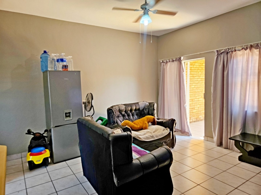 2 Bedroom Property for Sale in Birchleigh Gauteng