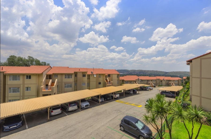 2 Bedroom Property for Sale in Primrose Hill Gauteng