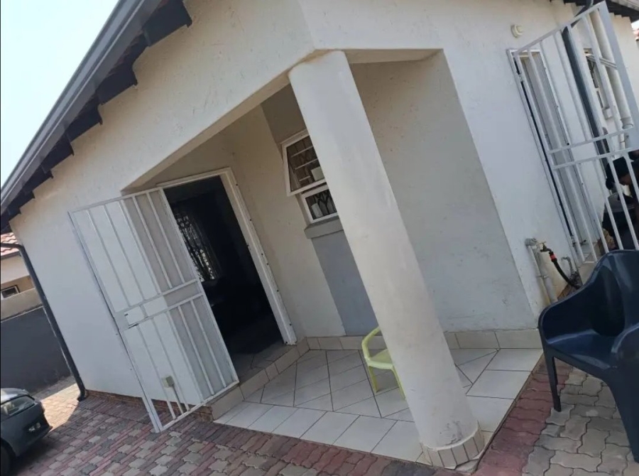 To Let 3 Bedroom Property for Rent in Pretoria West Gauteng