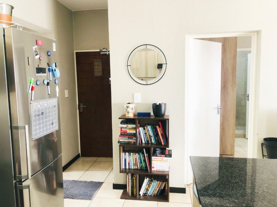 2 Bedroom Property for Sale in Barbeque Downs Gauteng