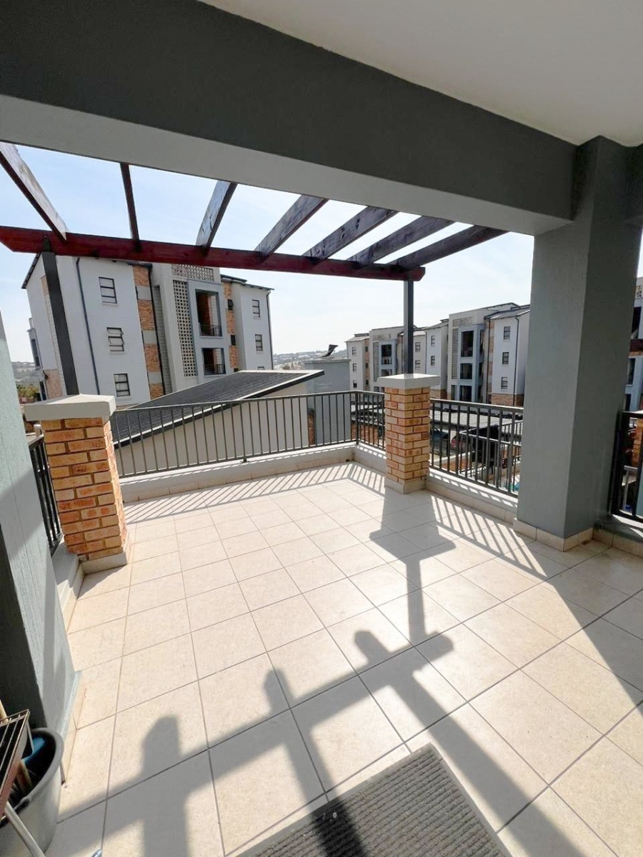 2 Bedroom Property for Sale in Barbeque Downs Gauteng