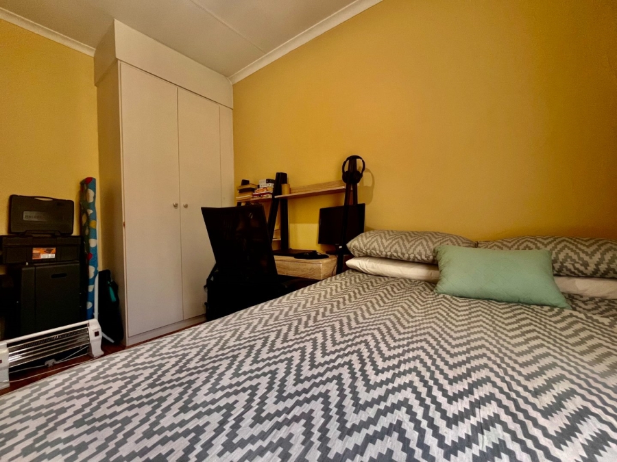 2 Bedroom Property for Sale in Wilgeheuwel Gauteng