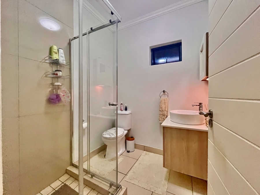 2 Bedroom Property for Sale in Halfway Gardens Gauteng