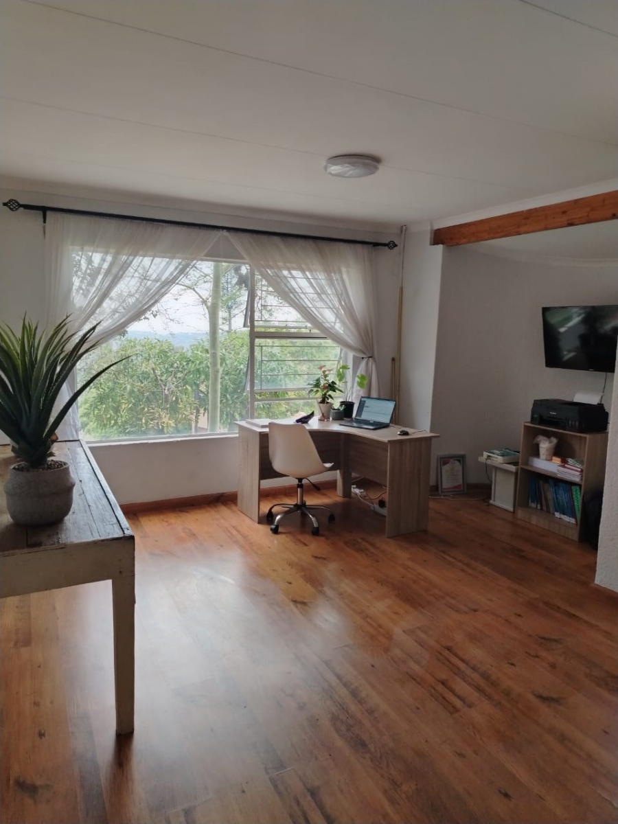 2 Bedroom Property for Sale in Helderkruin Gauteng