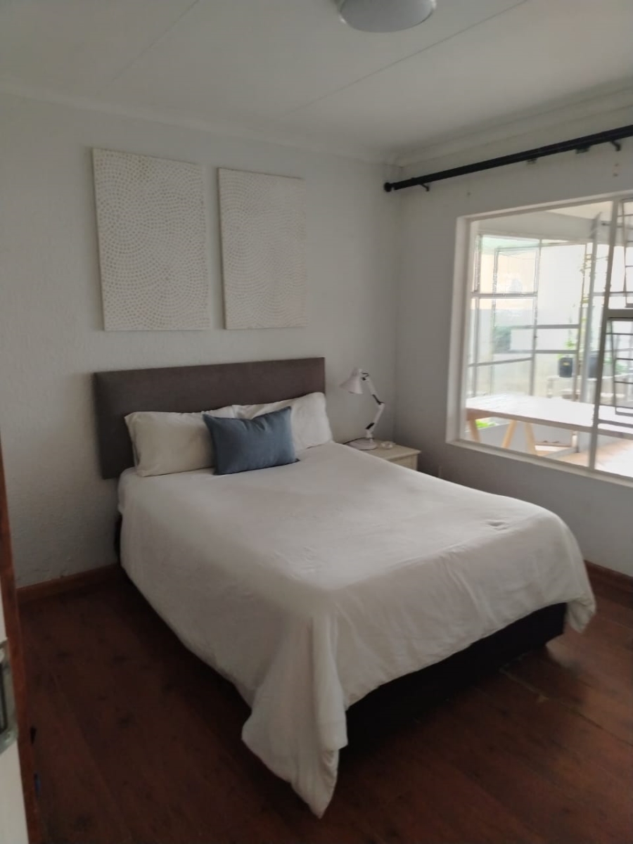 2 Bedroom Property for Sale in Helderkruin Gauteng