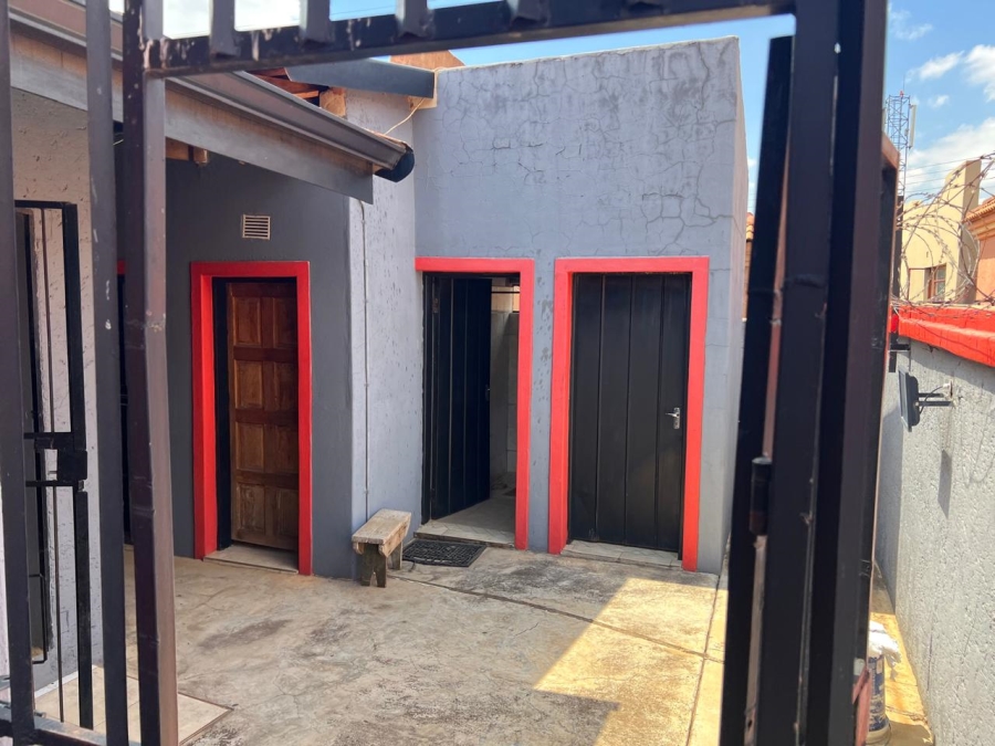 4 Bedroom Property for Sale in Soshanguve L Gauteng