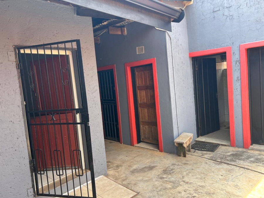 4 Bedroom Property for Sale in Soshanguve L Gauteng