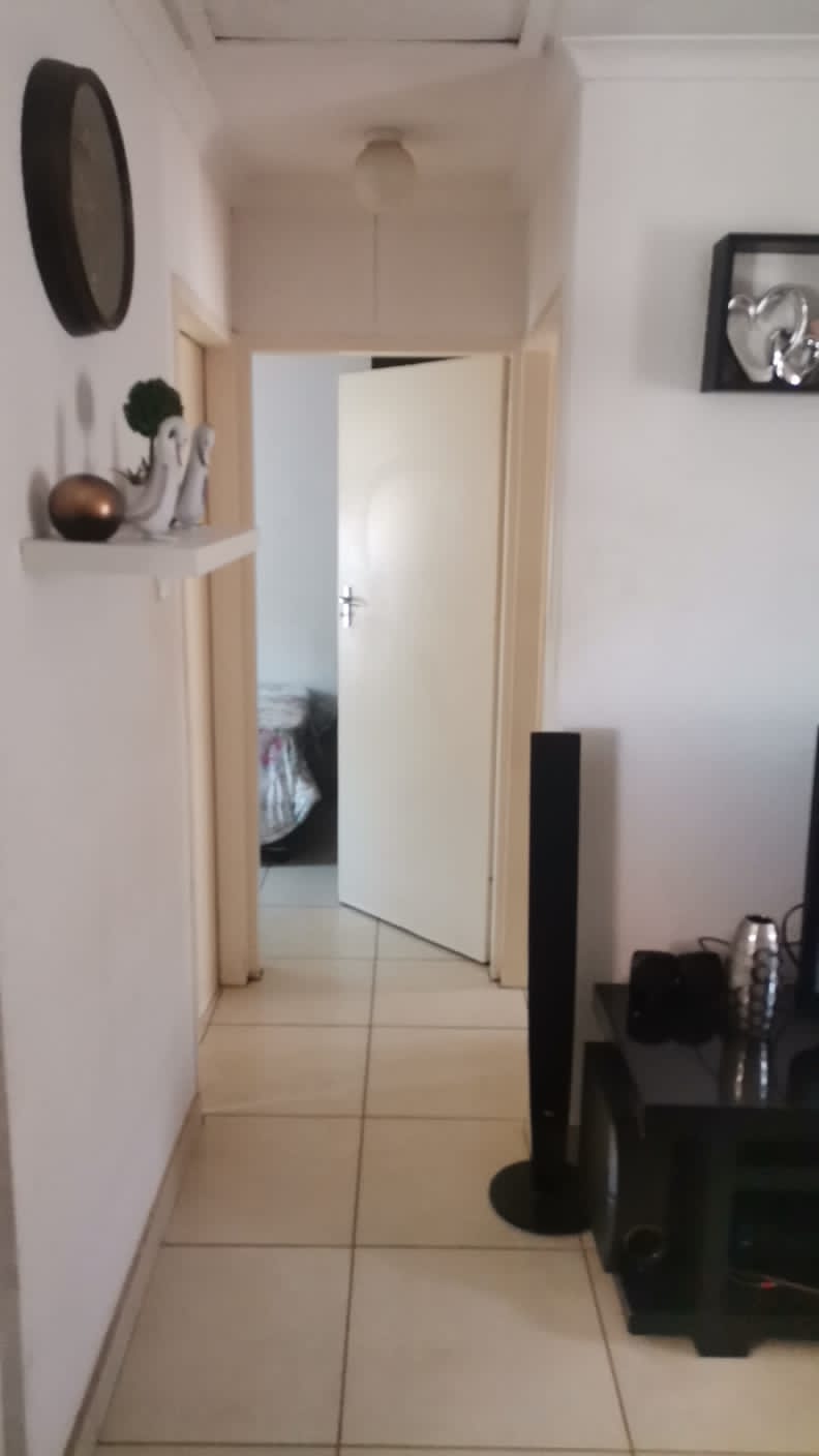 2 Bedroom Property for Sale in Windmill Park Gauteng