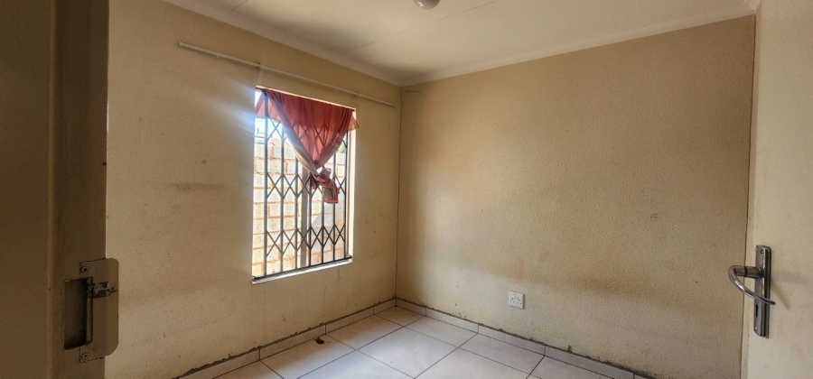 2 Bedroom Property for Sale in Palm Ridge Gauteng