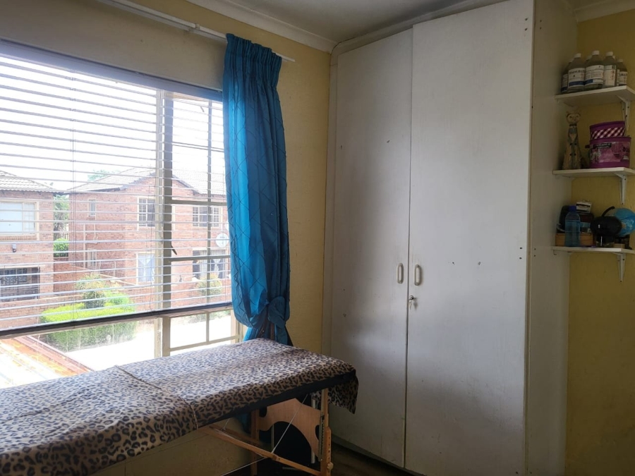 3 Bedroom Property for Sale in Heuwelsig Estate Gauteng