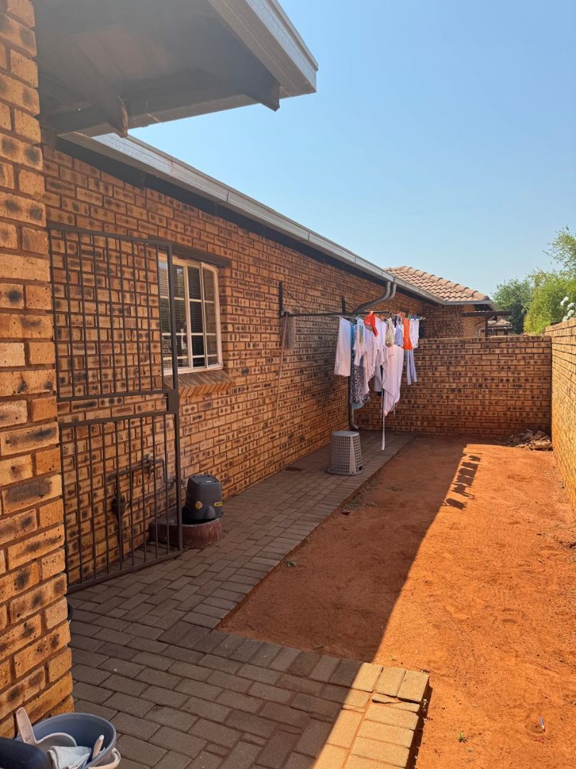 To Let 2 Bedroom Property for Rent in Amandasig Gauteng