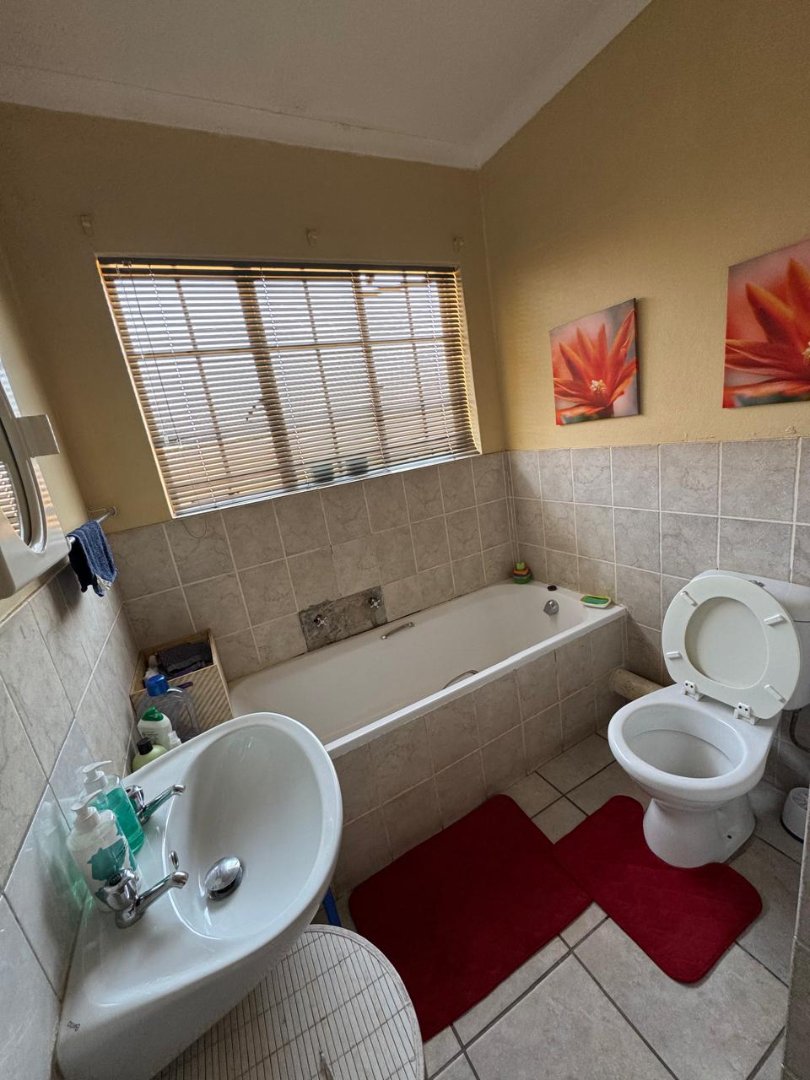 To Let 2 Bedroom Property for Rent in Amandasig Gauteng