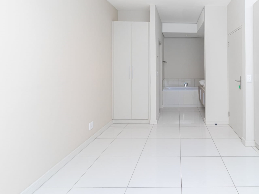 2 Bedroom Property for Sale in Rosebank Gauteng