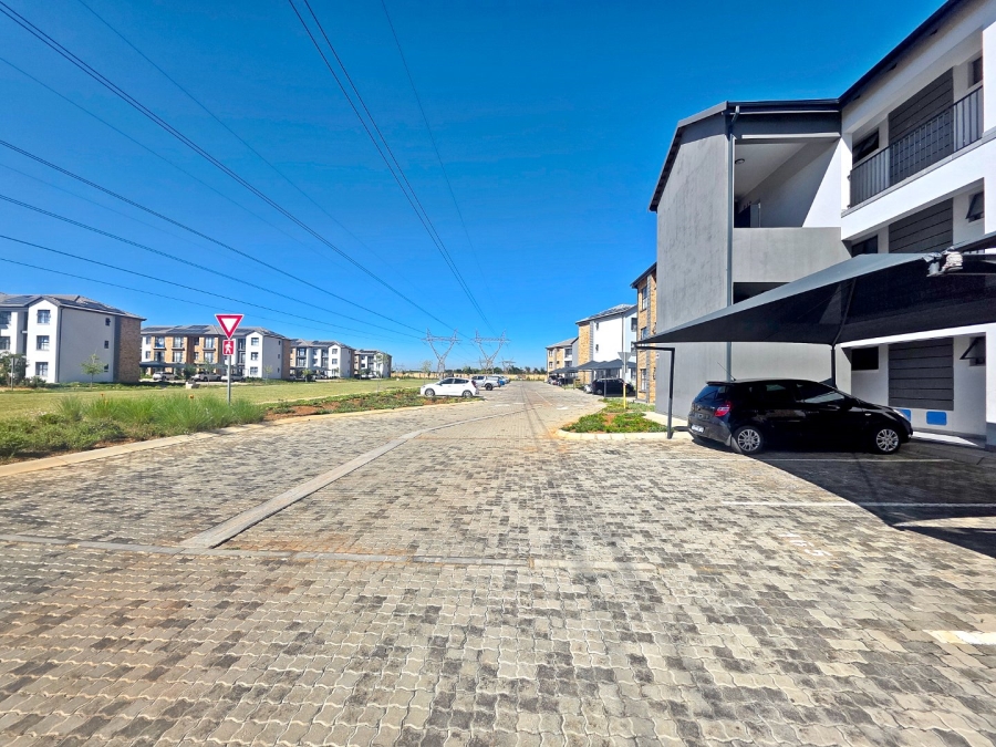 2 Bedroom Property for Sale in Parkhaven Gauteng