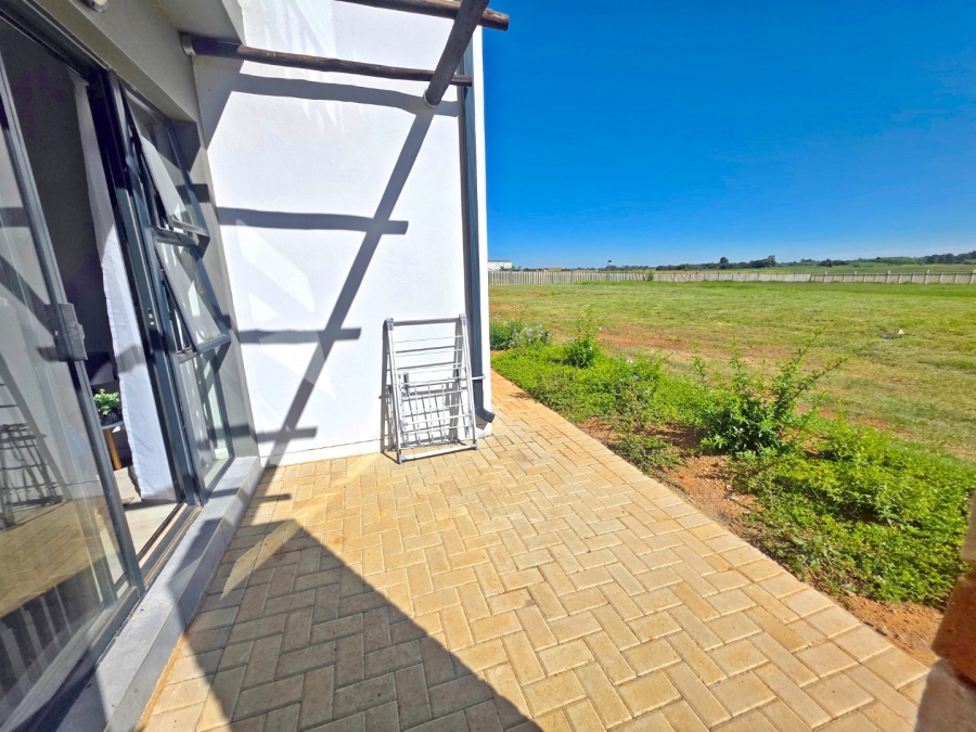 2 Bedroom Property for Sale in Parkhaven Gauteng