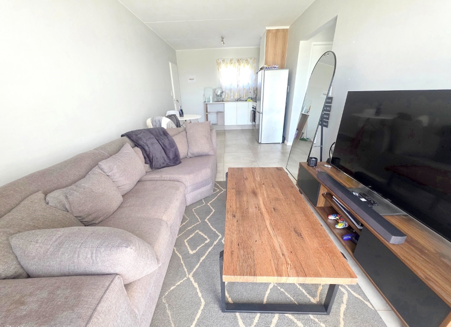 2 Bedroom Property for Sale in Parkhaven Gauteng