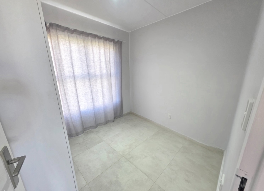 2 Bedroom Property for Sale in Parkhaven Gauteng