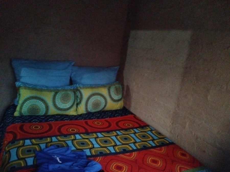 2 Bedroom Property for Sale in Etwatwa Gauteng