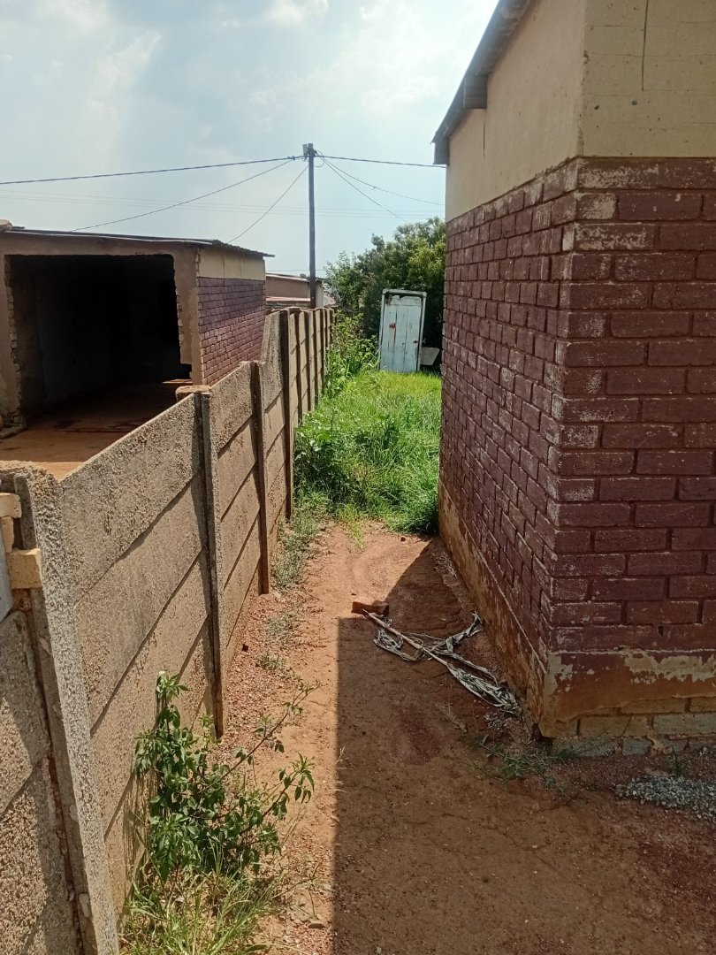 1 Bedroom Property for Sale in Tsakane Ext 16 Gauteng