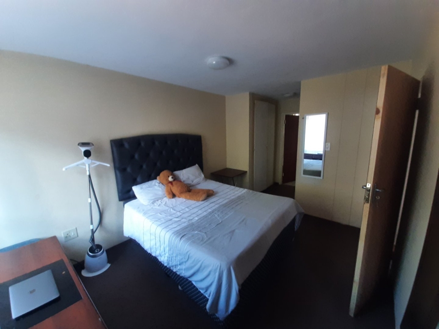 1 Bedroom Property for Sale in Hatfield Gauteng