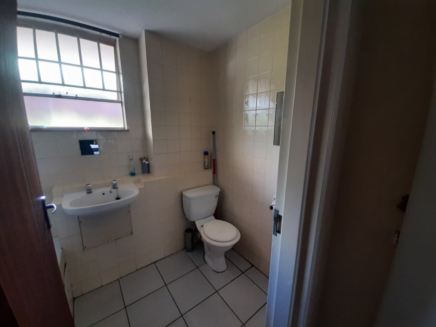 1 Bedroom Property for Sale in Hatfield Gauteng