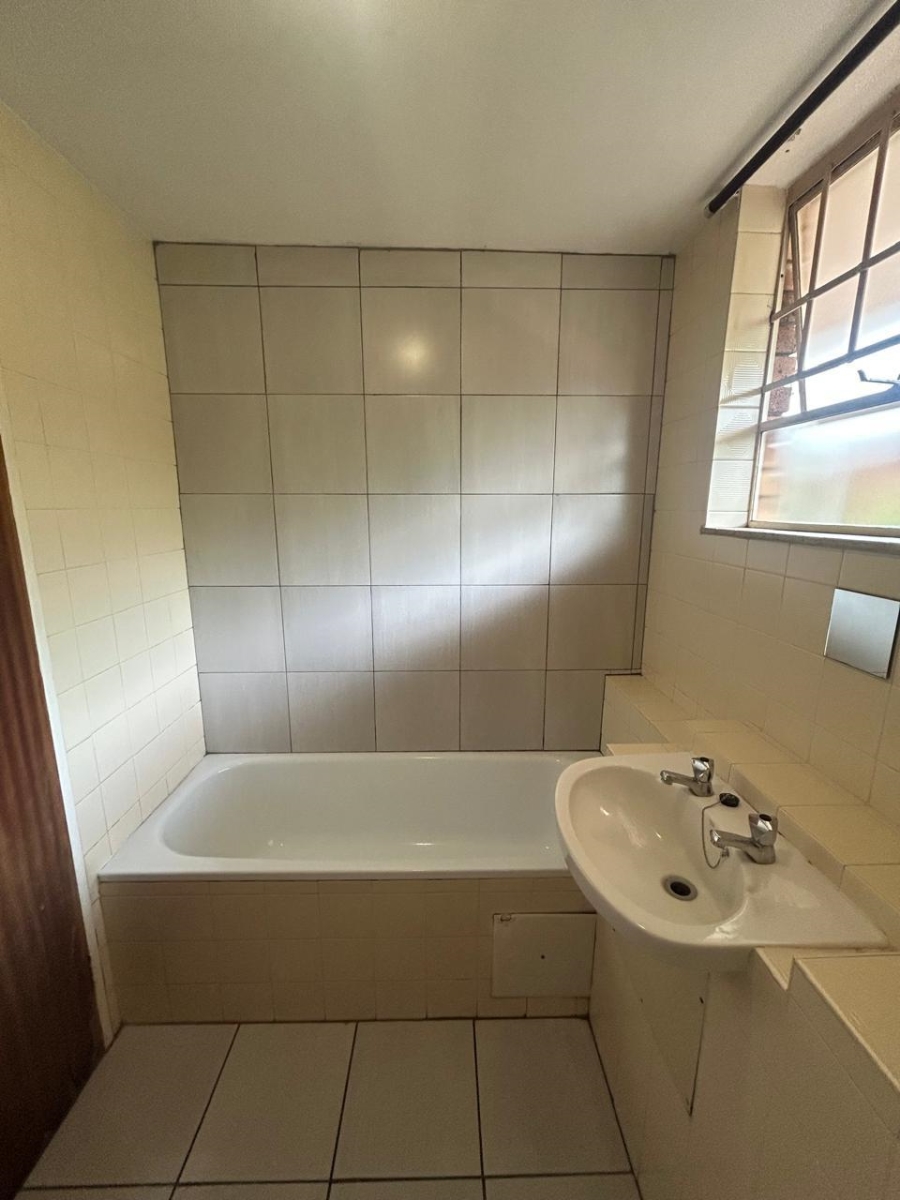 1 Bedroom Property for Sale in Hatfield Gauteng