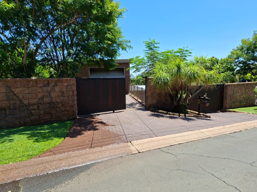  Bedroom Property for Sale in Sinoville Gauteng