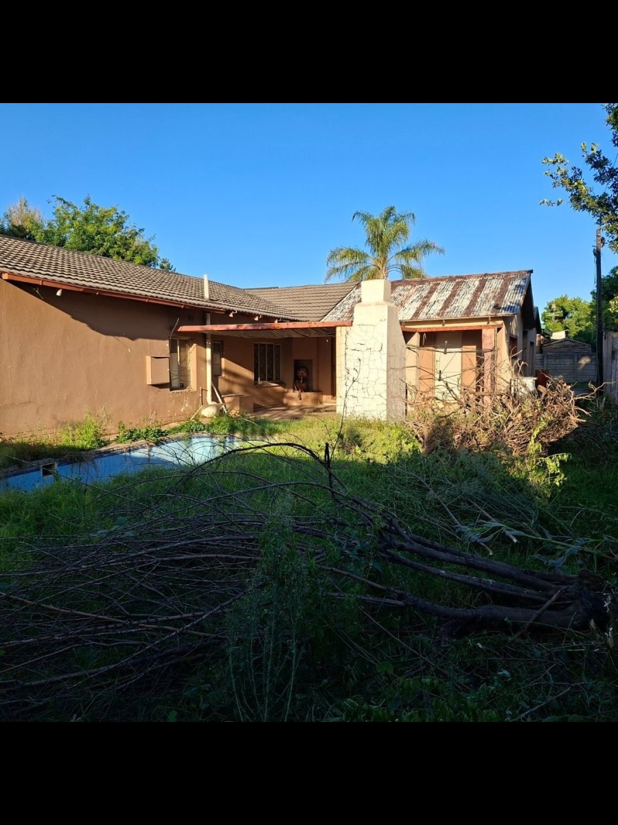  Bedroom Property for Sale in Roseville Gauteng