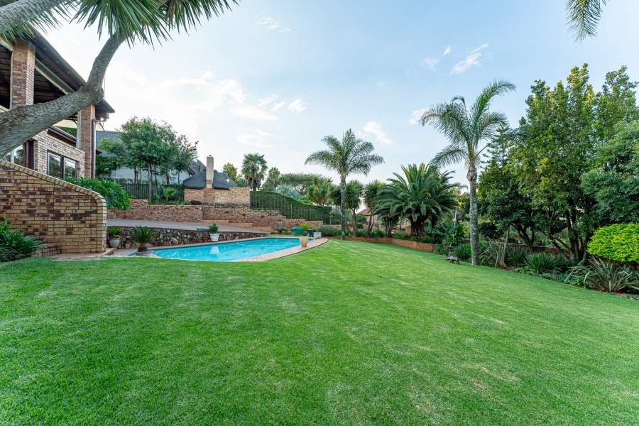 5 Bedroom Property for Sale in Helderkruin Gauteng