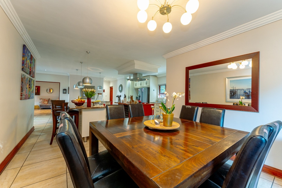 5 Bedroom Property for Sale in Helderkruin Gauteng