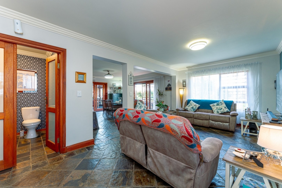 5 Bedroom Property for Sale in Helderkruin Gauteng