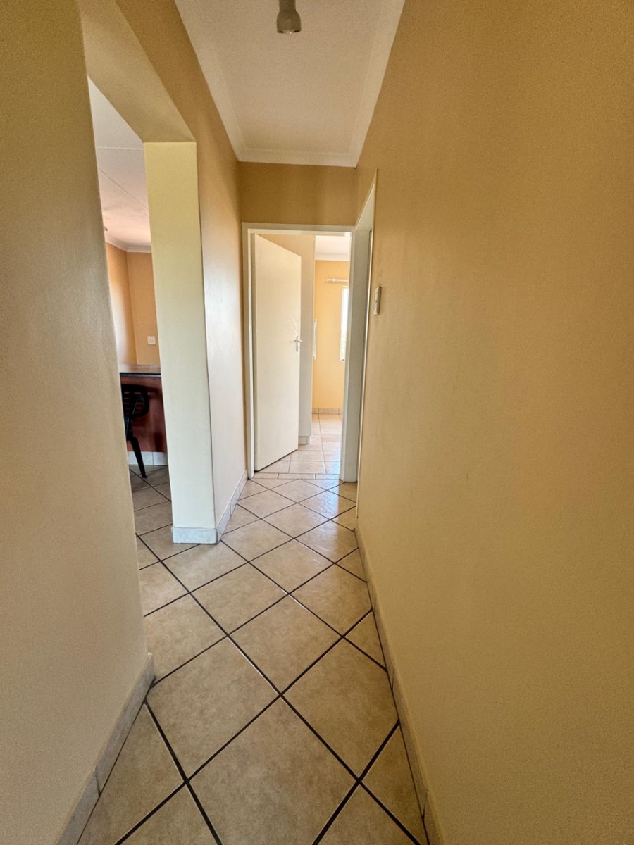 2 Bedroom Property for Sale in Vorna Valley Gauteng