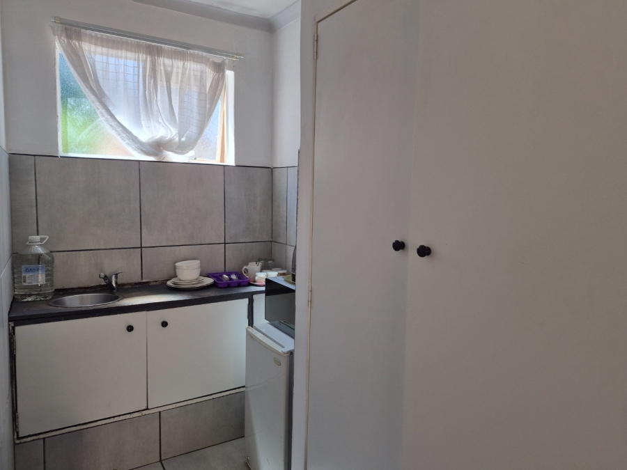 8 Bedroom Property for Sale in Ferndale Gauteng