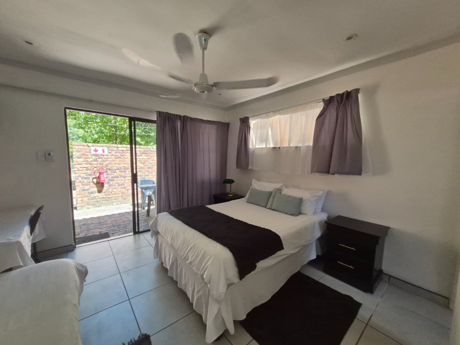 8 Bedroom Property for Sale in Ferndale Gauteng