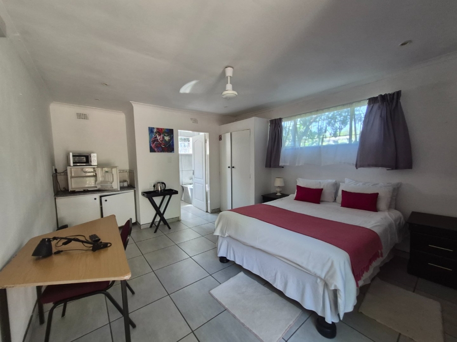 8 Bedroom Property for Sale in Ferndale Gauteng