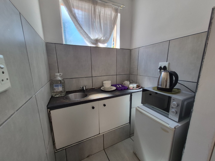 8 Bedroom Property for Sale in Ferndale Gauteng