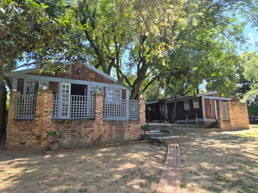 8 Bedroom Property for Sale in Ferndale Gauteng