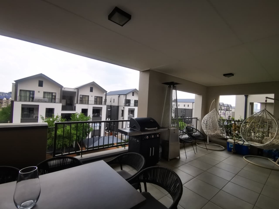 To Let 2 Bedroom Property for Rent in Waterfall Gauteng