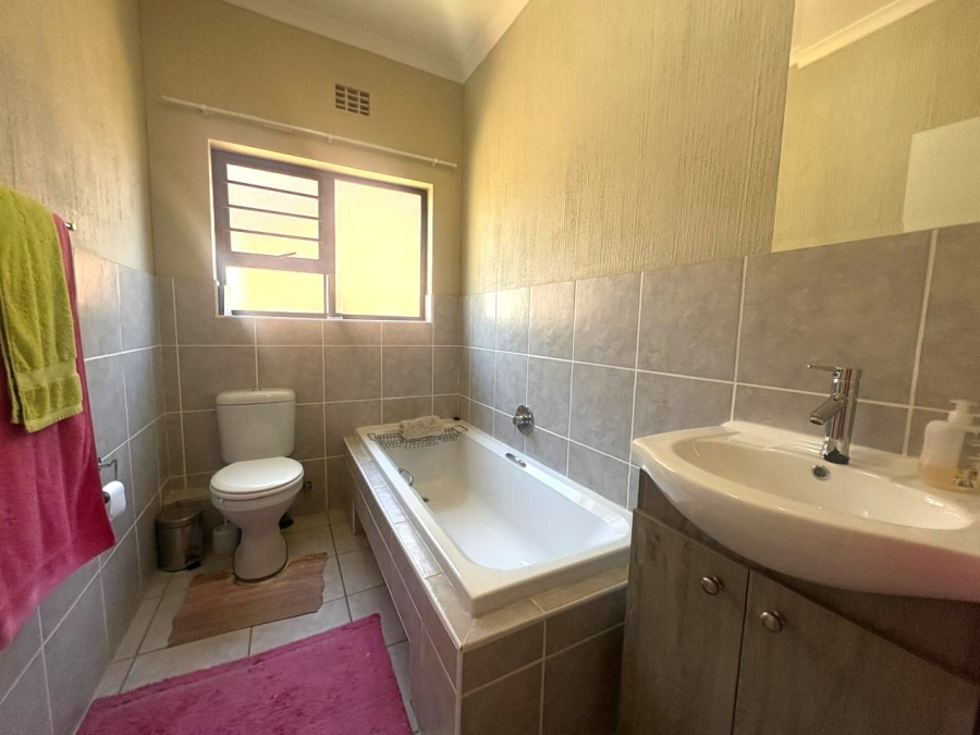To Let 2 Bedroom Property for Rent in Bergbron Gauteng