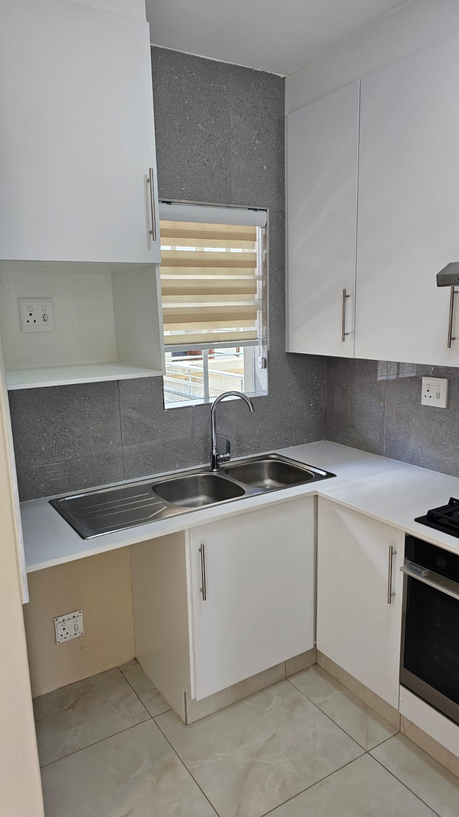 To Let 1 Bedroom Property for Rent in Upper Houghton Gauteng